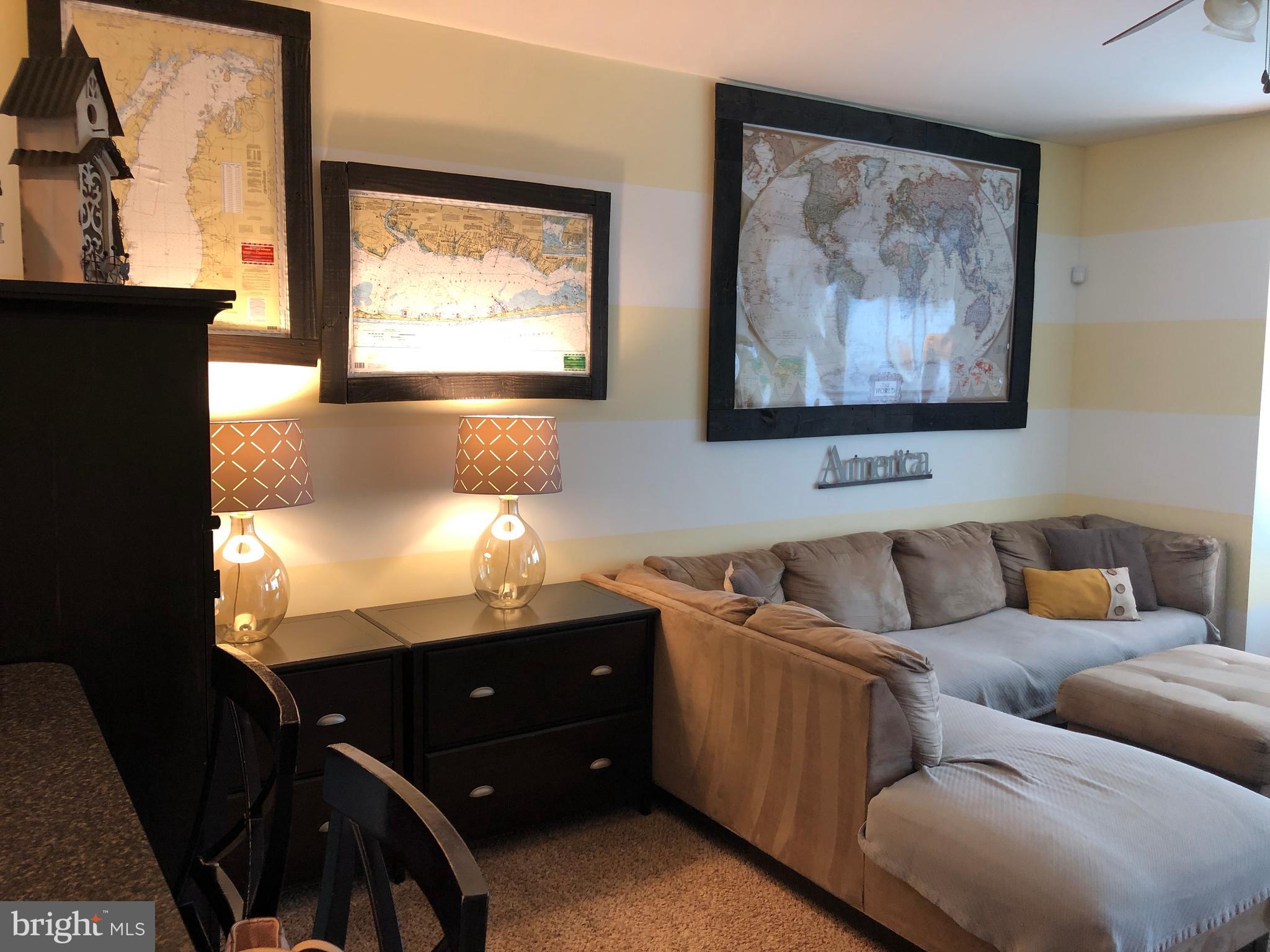 146 Short Branch Road Stafford, VA 22556 - Photo 24 of 59 2nd level living room