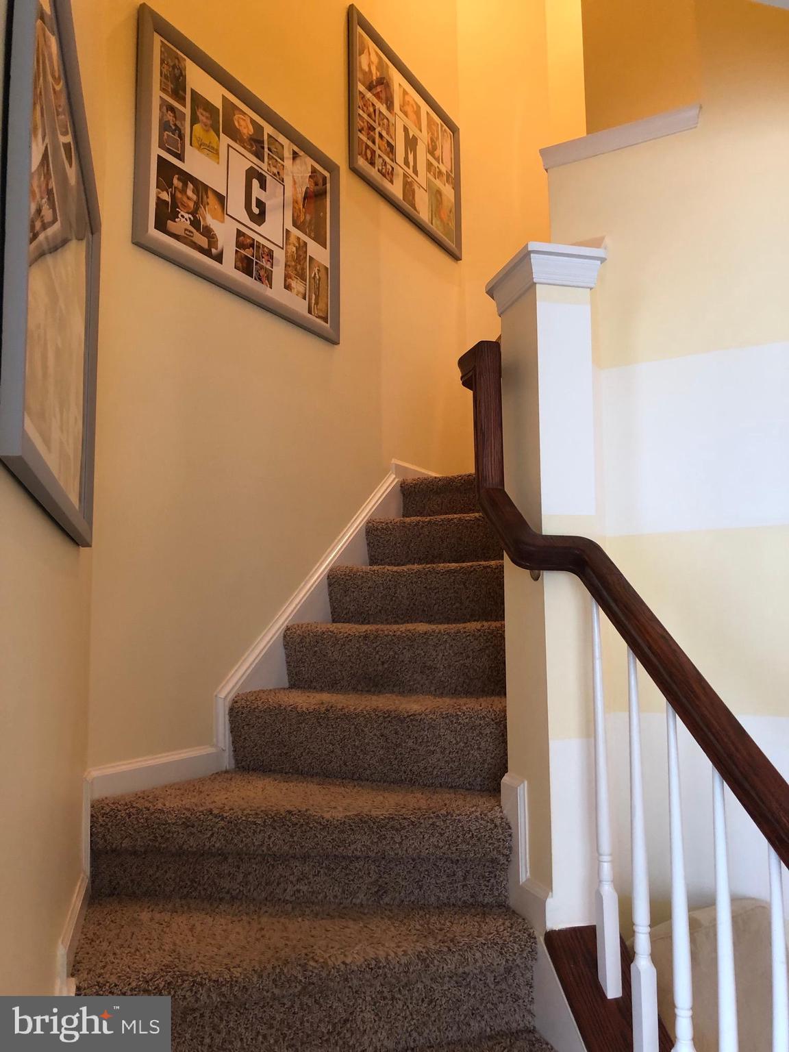 146 Short Branch Road Stafford, VA 22556 - Photo 28 of 59 Stairs to the top level