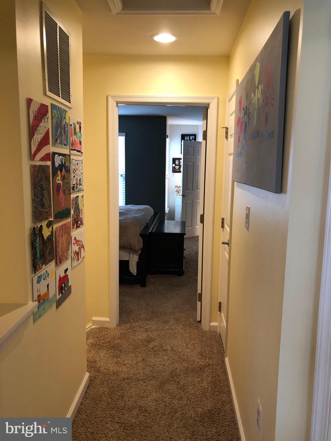 146 Short Branch Road Stafford, VA 22556 - Photo 44 of 59 3rd level hallway
