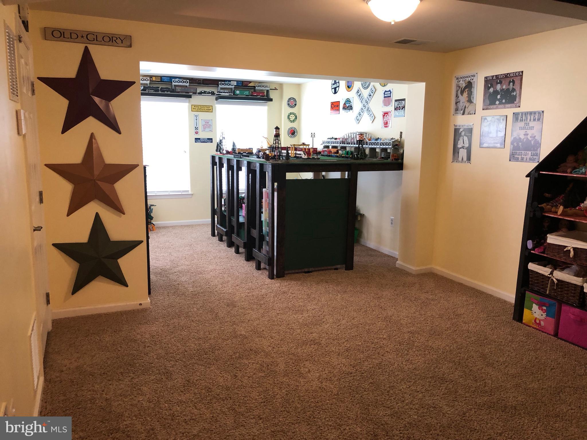 146 Short Branch Road Stafford, VA 22556 - Photo 7 of 59 Main level play room