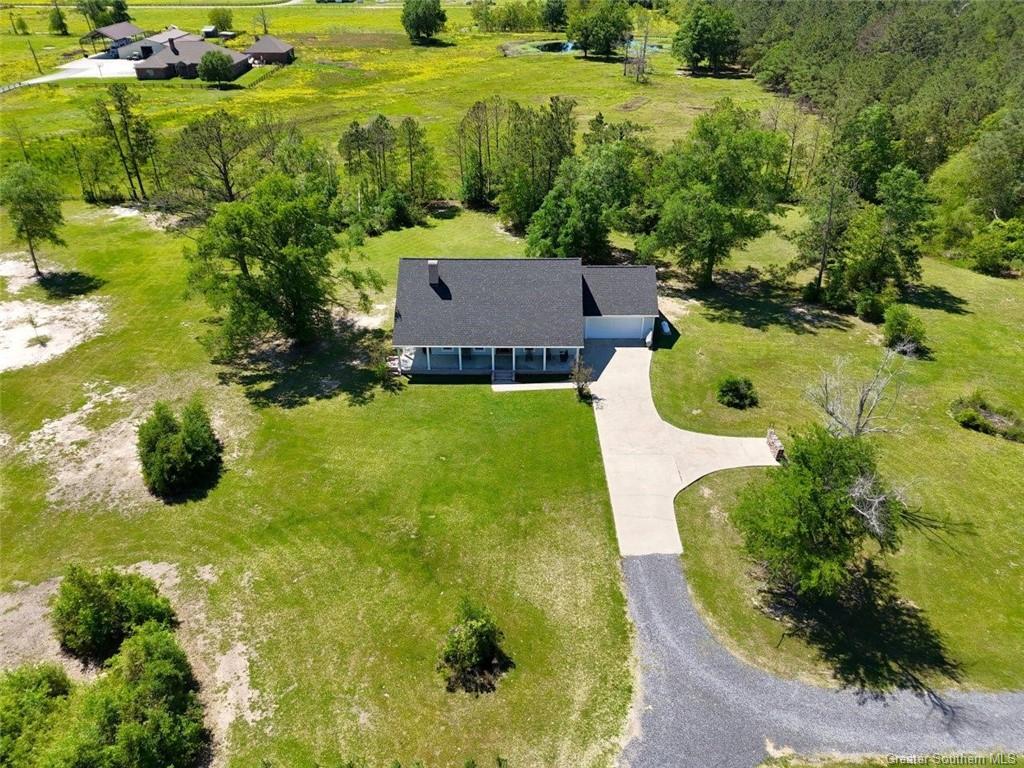 3685 Heurtevant Road Sulphur, LA 70663 - Photo 3 of 30 Gallery Image 3