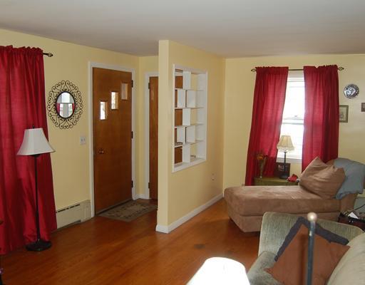 59 St George Street Portland, ME 04103 - Photo 6 of 14 Living Room.
