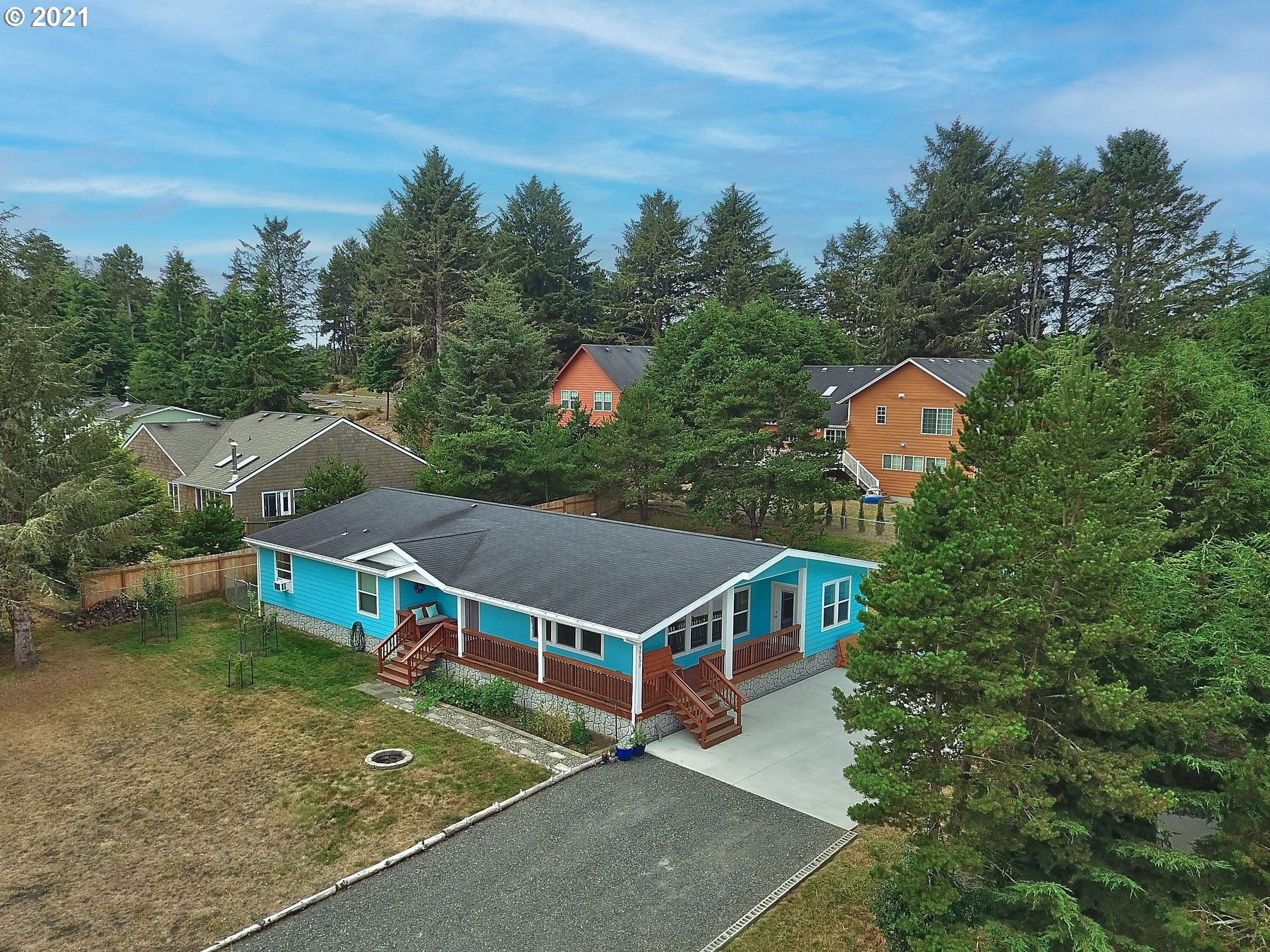 90690 Lake View Road Warrenton, OR 97146 - Photo 1 of 30 Gallery Image 1
