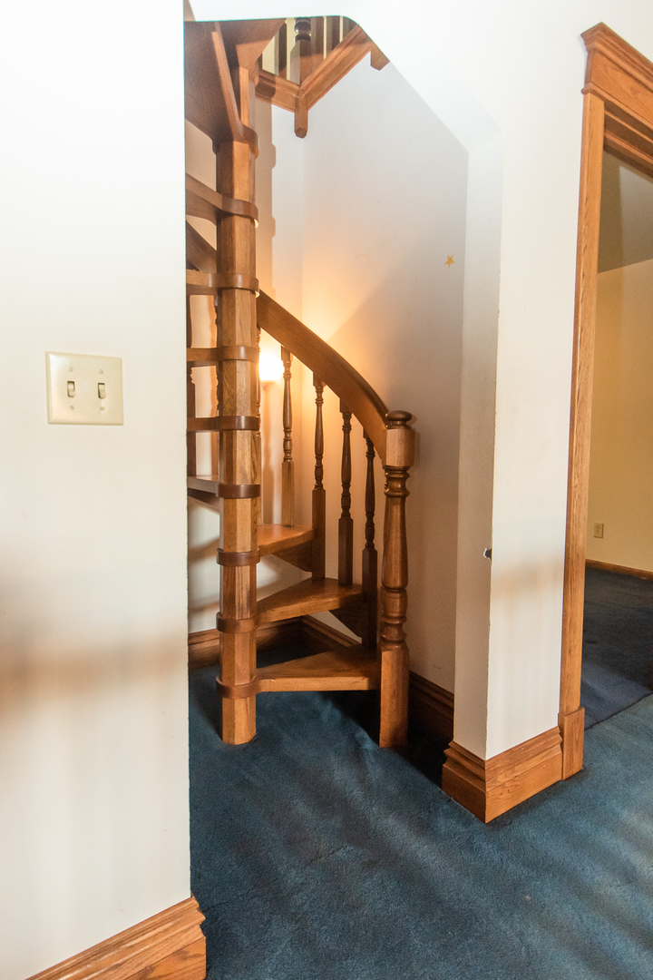 1131 4th Avenue Dixon, IL 61021 - Photo 49 of 82 a view of entryway with stairs