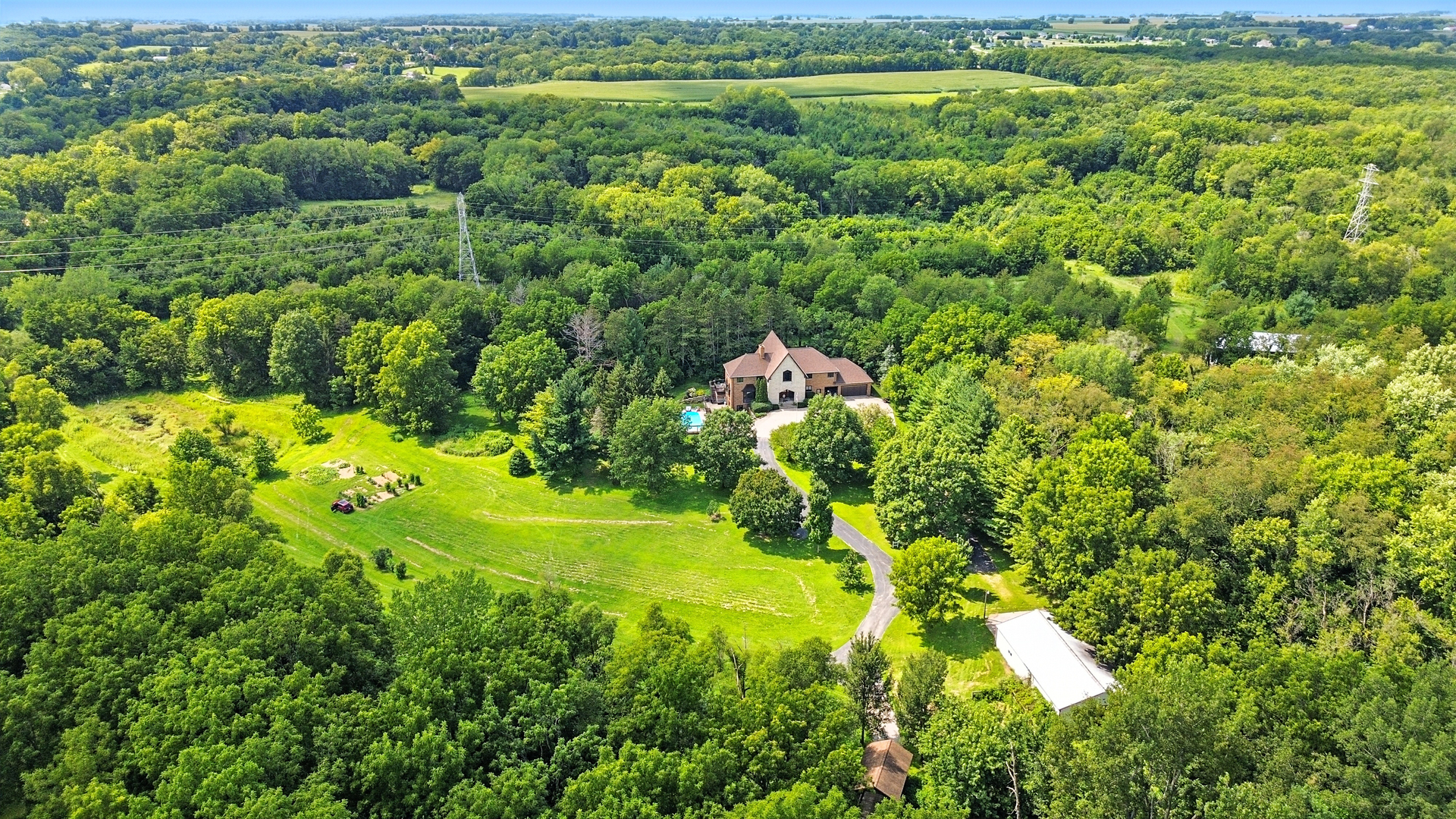 1131 4th Avenue Dixon, IL 61021 - Photo 73 of 82 a view of a lush green forest with lots of trees