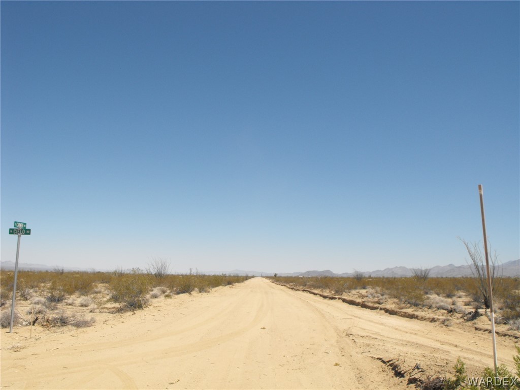 34 West Cielo Road Yucca, AZ 86438 - Photo 11 of 18