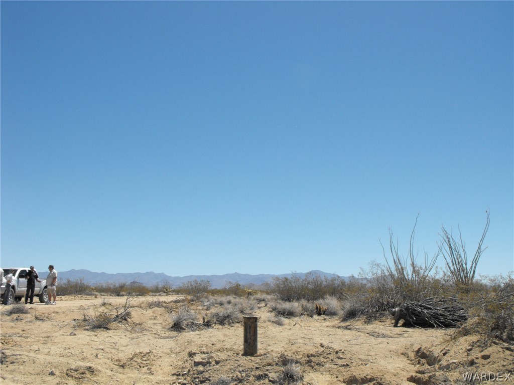 34 West Cielo Road Yucca, AZ 86438 - Photo 14 of 18