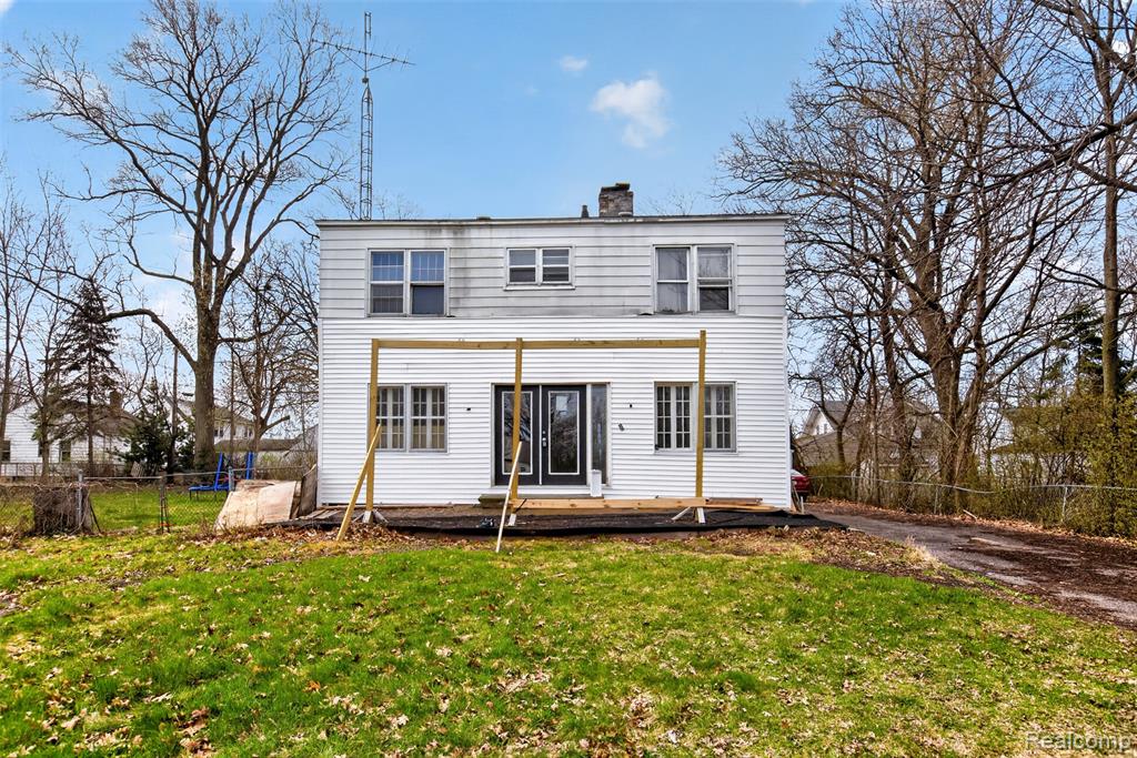 454 East Atherton Road Flint, MI 48507 - Photo 1 of 24