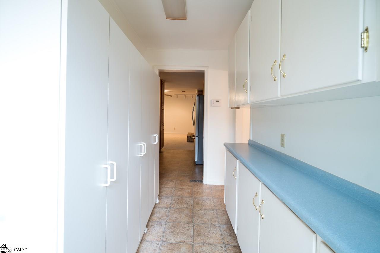 2700 Edwards Road Taylors, SC 29687 - Photo 12 of 35 Gallery Image 12
