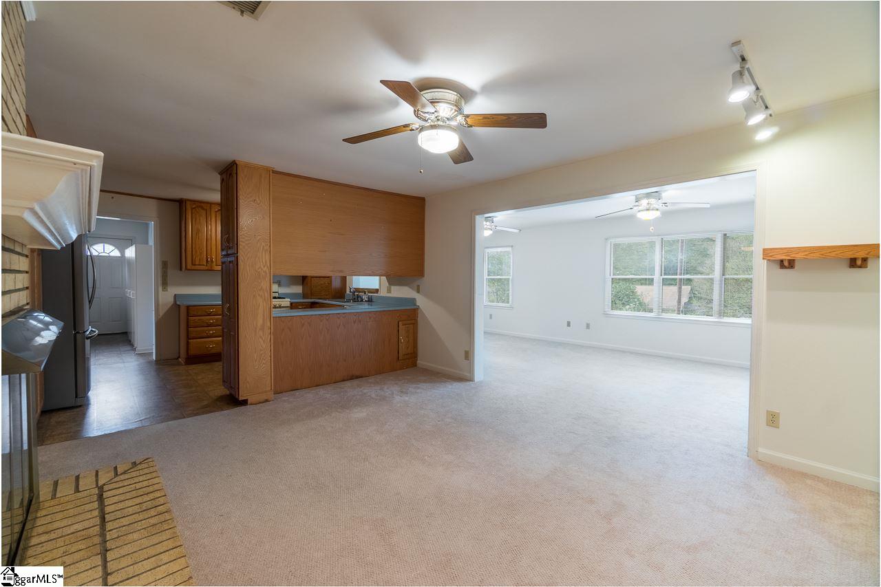 2700 Edwards Road Taylors, SC 29687 - Photo 14 of 35 Gallery Image 14