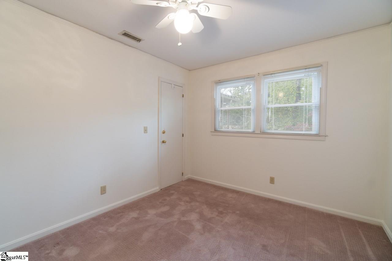 2700 Edwards Road Taylors, SC 29687 - Photo 15 of 35 Gallery Image 15