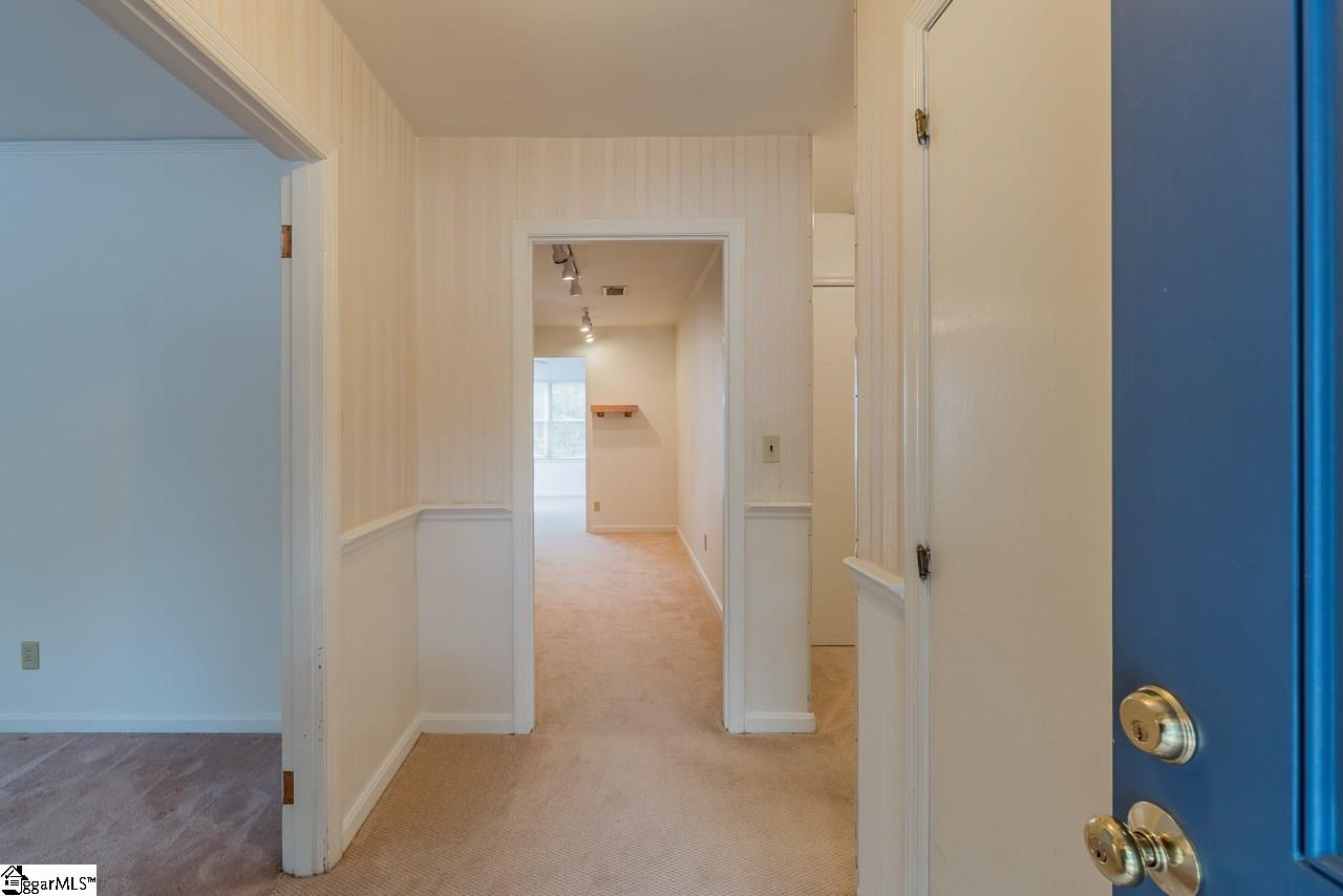 2700 Edwards Road Taylors, SC 29687 - Photo 21 of 35 Gallery Image 21
