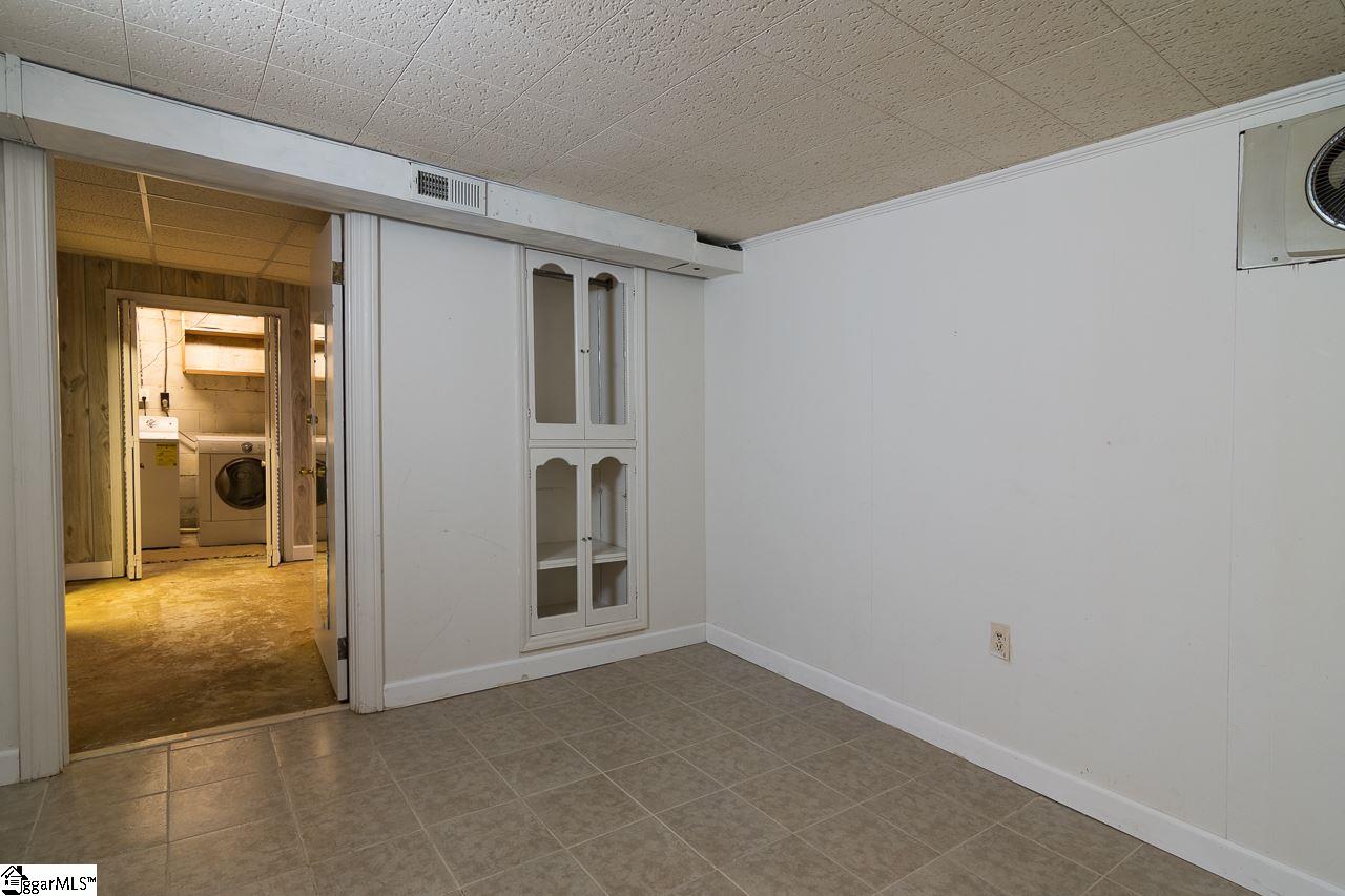 2700 Edwards Road Taylors, SC 29687 - Photo 30 of 35 Gallery Image 30