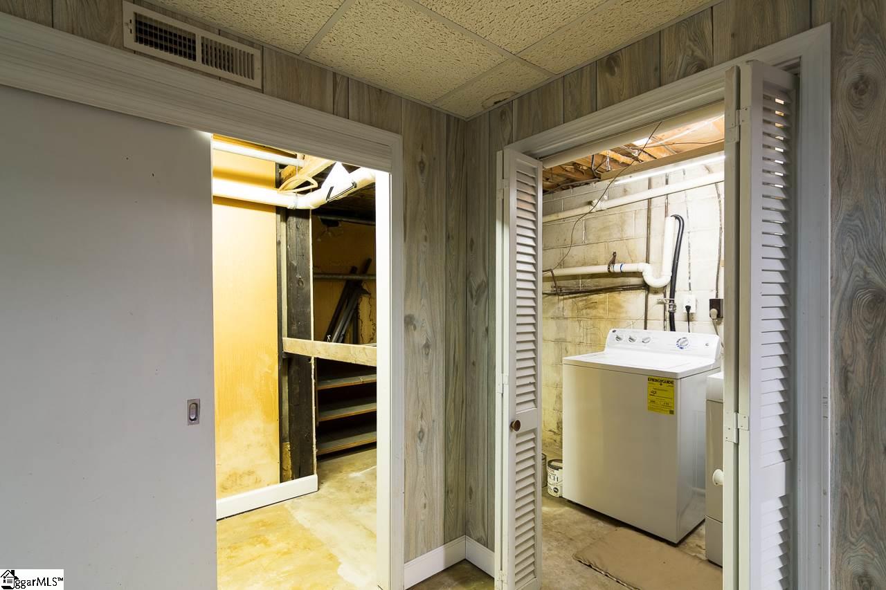 2700 Edwards Road Taylors, SC 29687 - Photo 32 of 35 Gallery Image 32