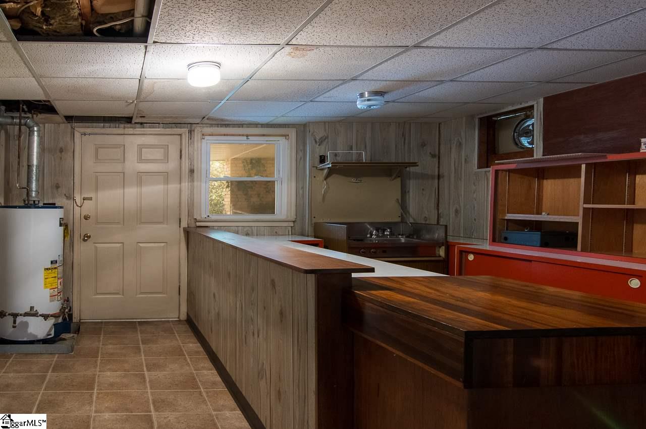 2700 Edwards Road Taylors, SC 29687 - Photo 34 of 35 Gallery Image 34