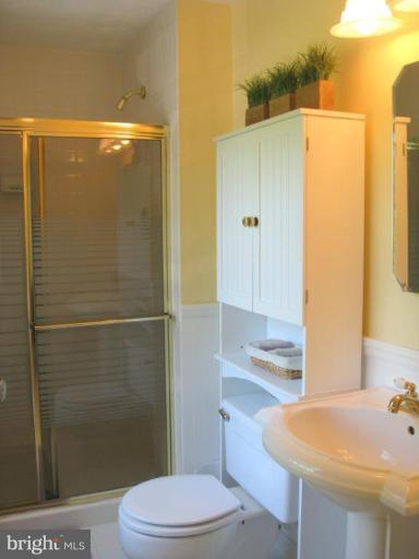 1119 Riva Ridge Drive Great Falls, VA 22066 - Photo 17 of 22 Master Bath