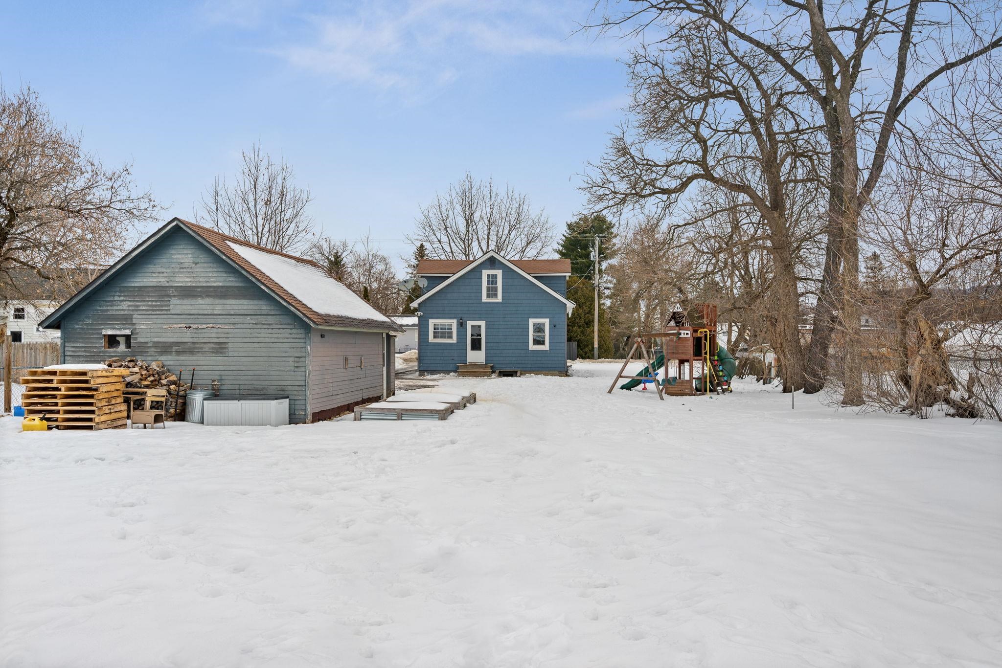 8 Lamoille Terrace Milton, VT 05468 - Photo 39 of 41