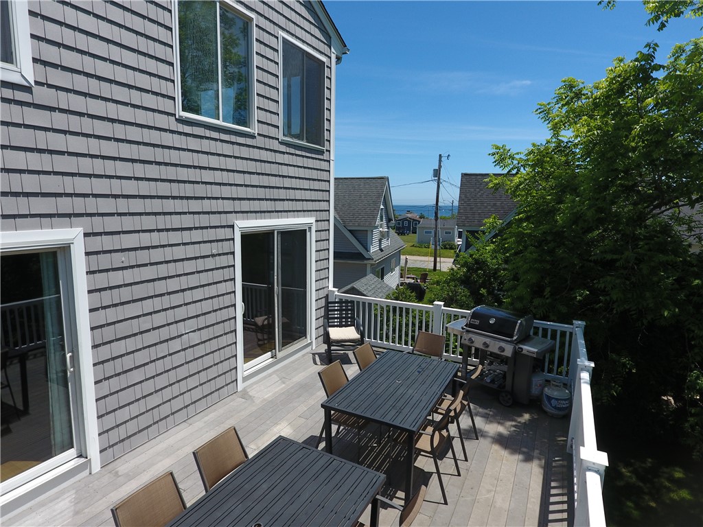 51 Glendale Road Narragansett, RI 02882 - Photo 8 of 50