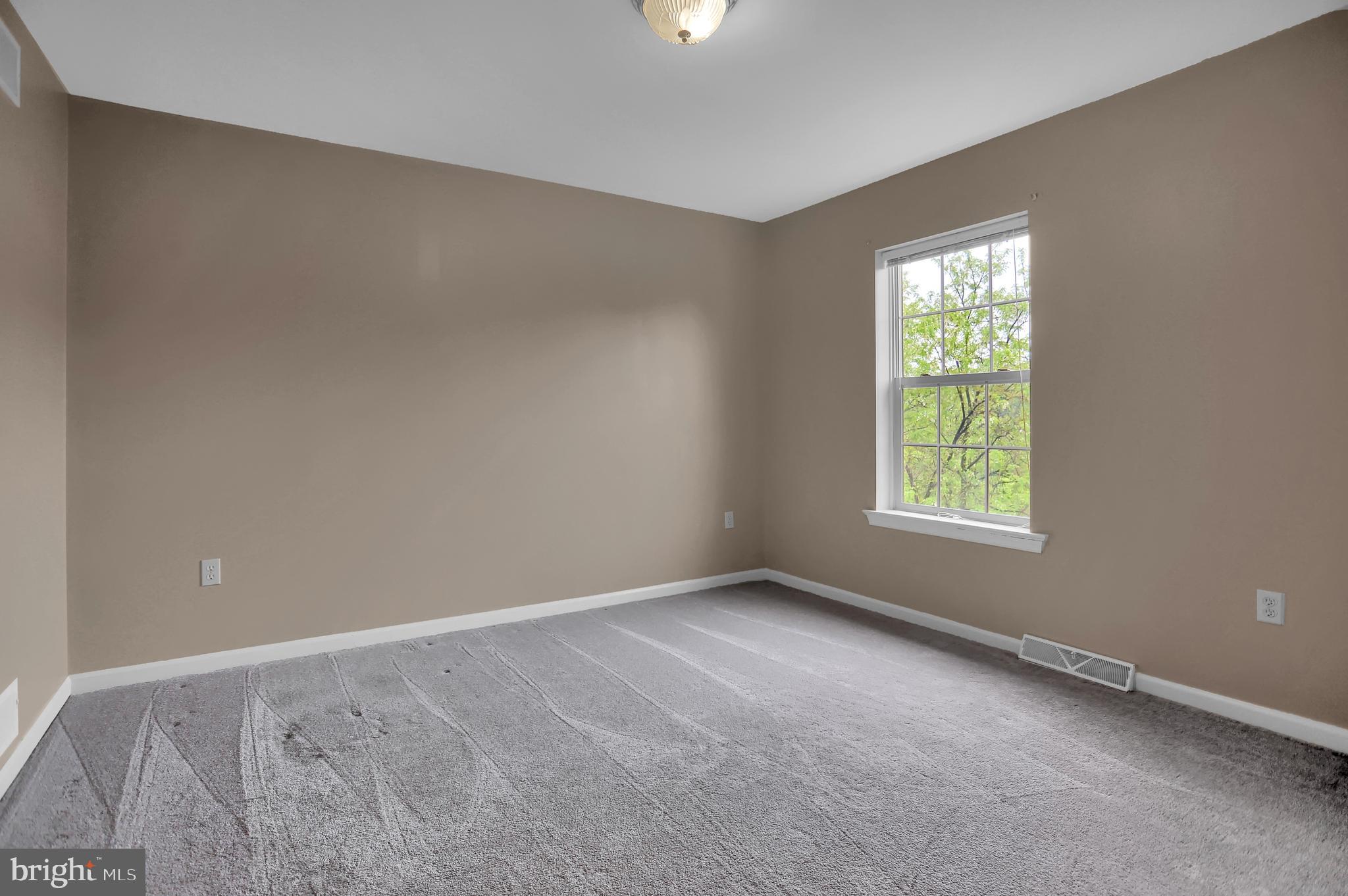 47 East 3rd Avenue Spring Grove, PA 17362 - Photo 15 of 35