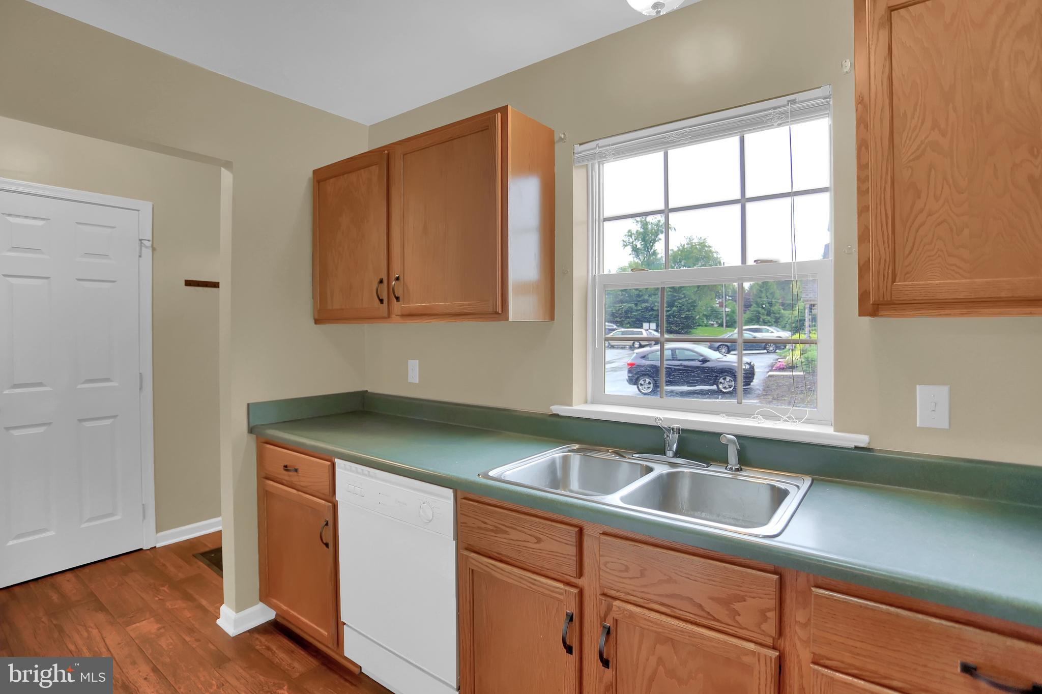 47 East 3rd Avenue Spring Grove, PA 17362 - Photo 5 of 35