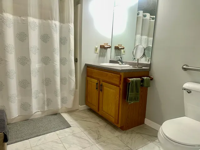 $460,000 | 4 Bow Center Road, Unit B2, Bow, NH 03304