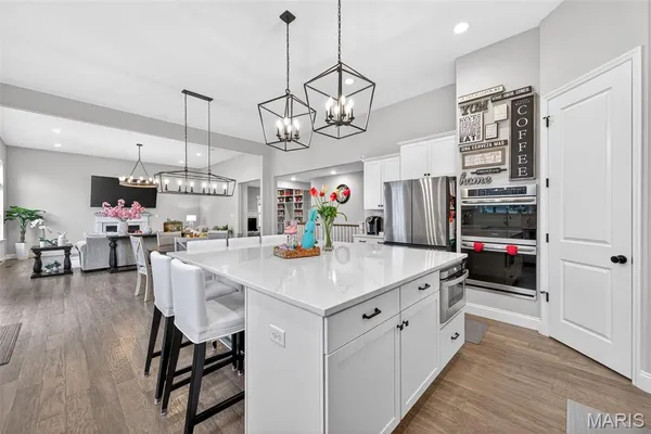 $675,000 | 101 Far Meadow Drive, Lake St. Louis, MO 63367