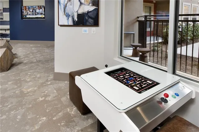 $1,705 | 6919 Peachtree Dunwoody Road, Unit 320, Sandy Springs, GA 30328