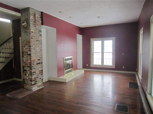 402 West Main Street Butler, IN 46721 - Photo 2 of 17