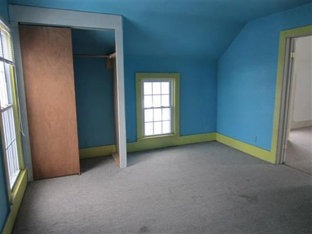 402 West Main Street Butler, IN 46721 - Photo 11 of 17