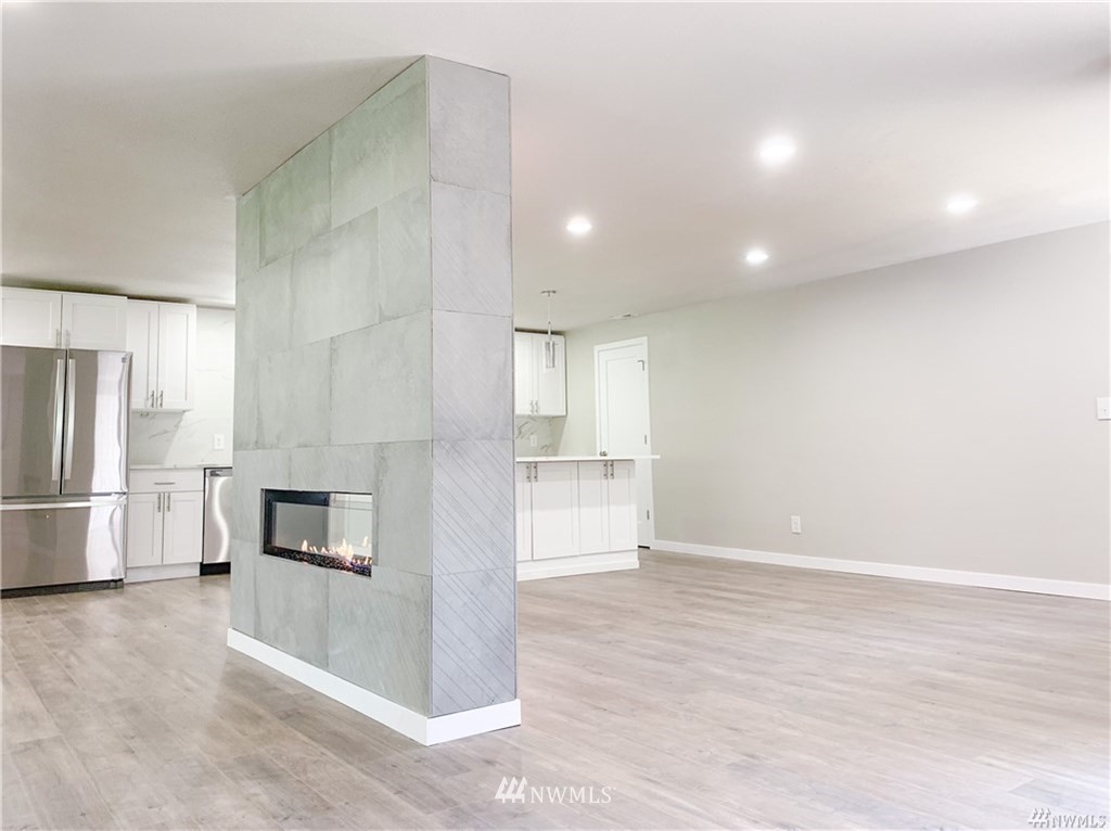 17212 Southeast 144th Street Renton, WA 98059 - Photo 7 of 20