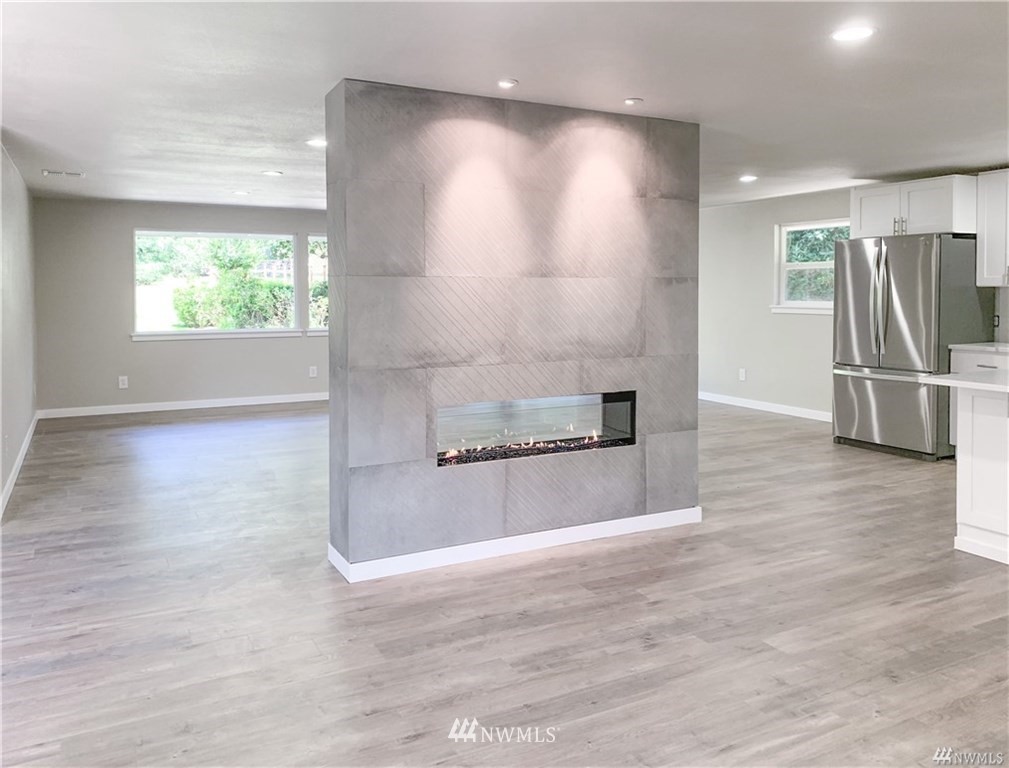 17212 Southeast 144th Street Renton, WA 98059 - Photo 8 of 20