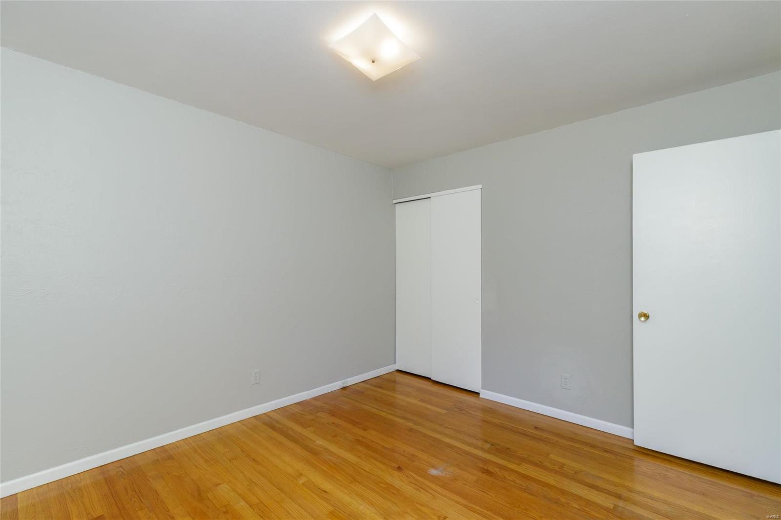 1137 Country Club Road St. Charles, MO 63303 - Photo 13 of 29 Gallery Image 13