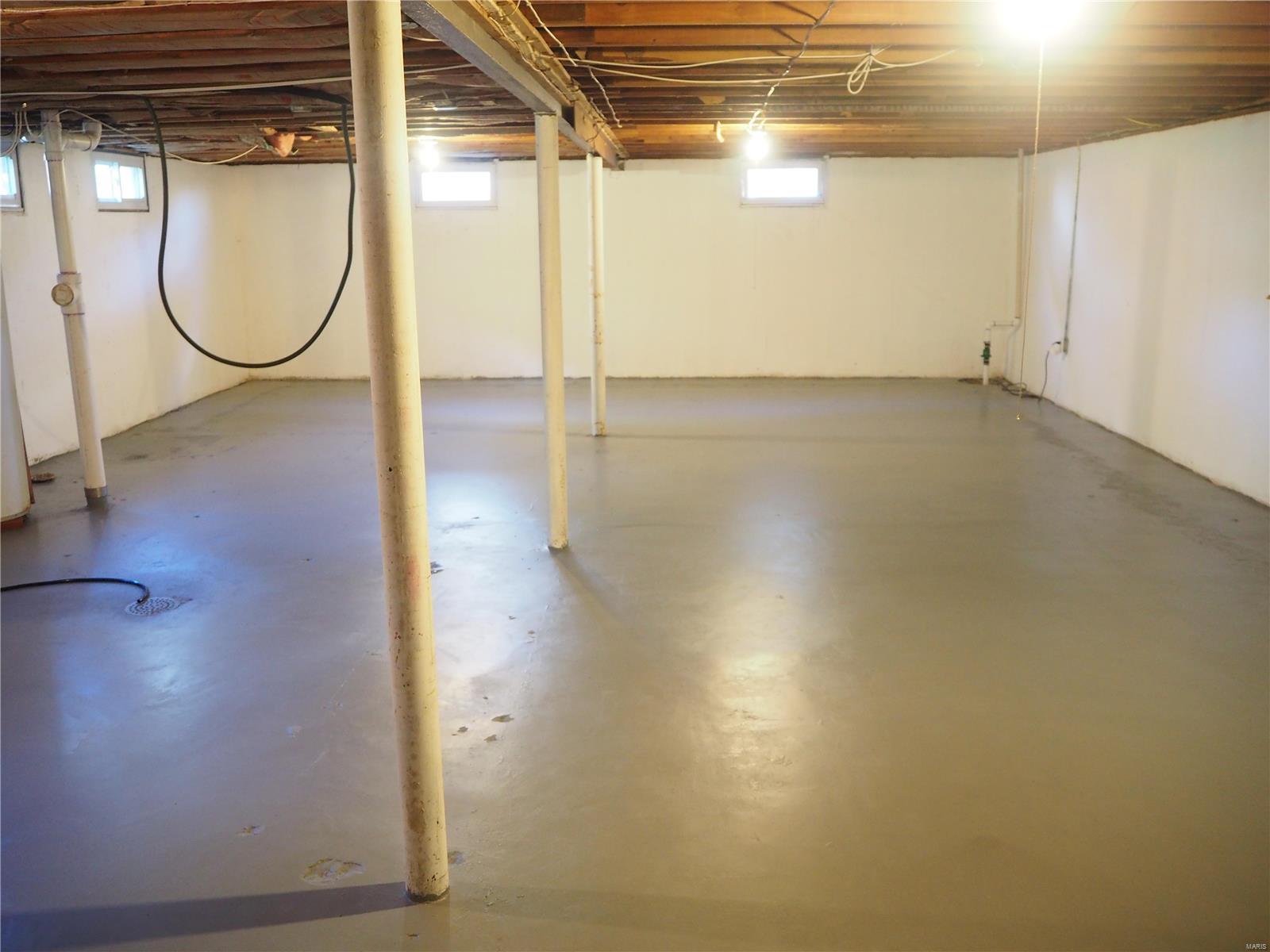 1137 Country Club Road St. Charles, MO 63303 - Photo 21 of 29 Gallery Image 21