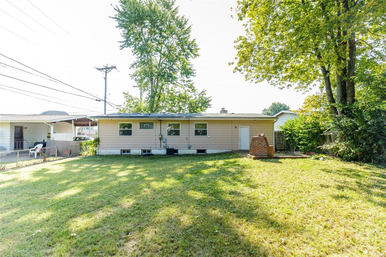 1137 Country Club Road St. Charles, MO 63303 - Photo 24 of 29 Gallery Image 24
