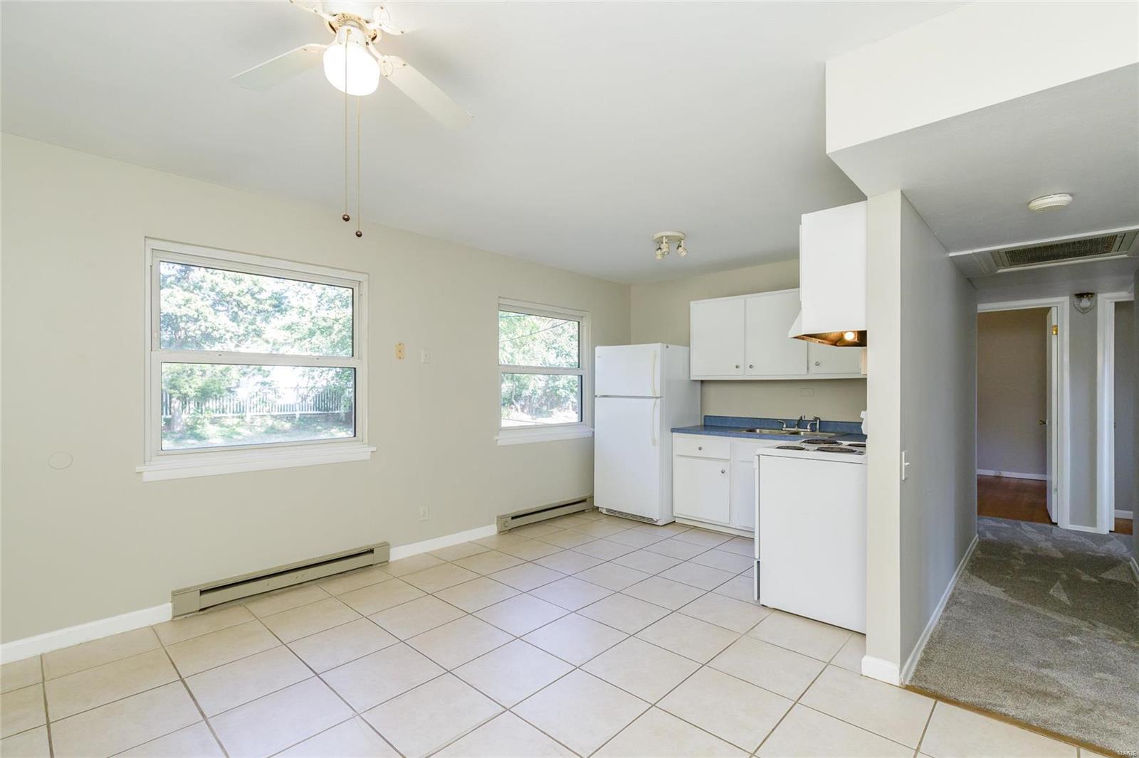 1137 Country Club Road St. Charles, MO 63303 - Photo 8 of 29 Gallery Image 8