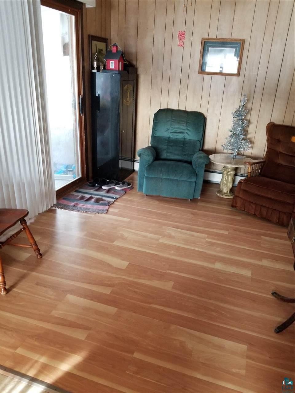 8611 South Old 11 Road Bennett, WI 54873 - Photo 3 of 9 Living Room