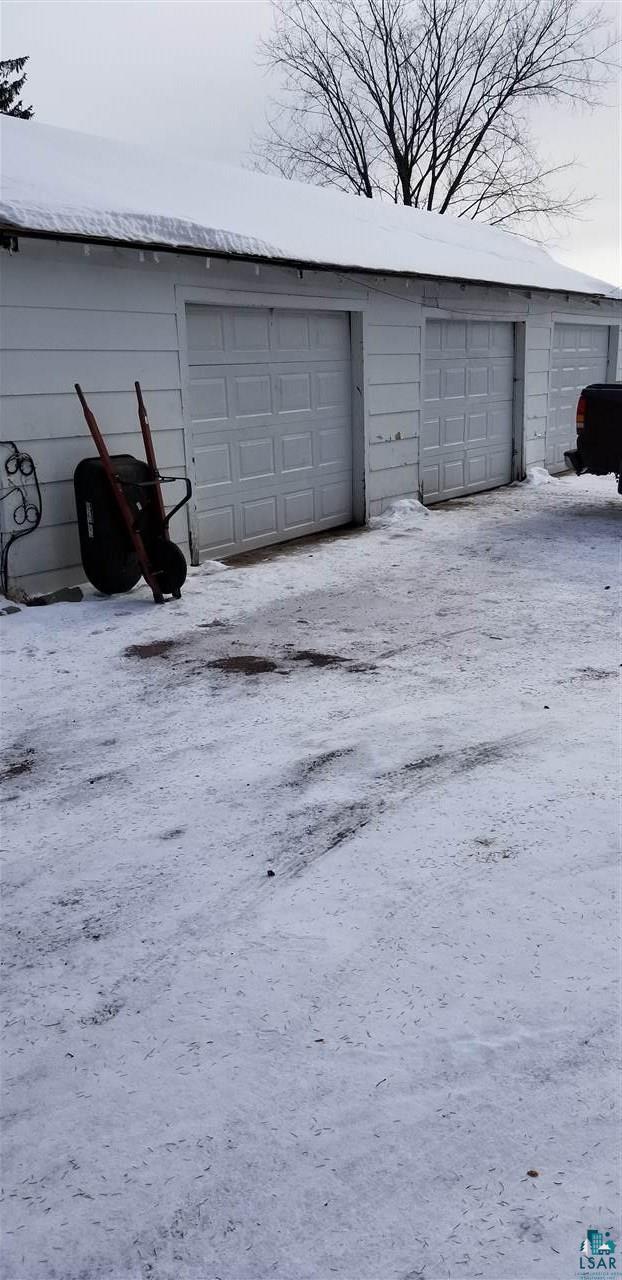 8611 South Old 11 Road Bennett, WI 54873 - Photo 6 of 9 Garage