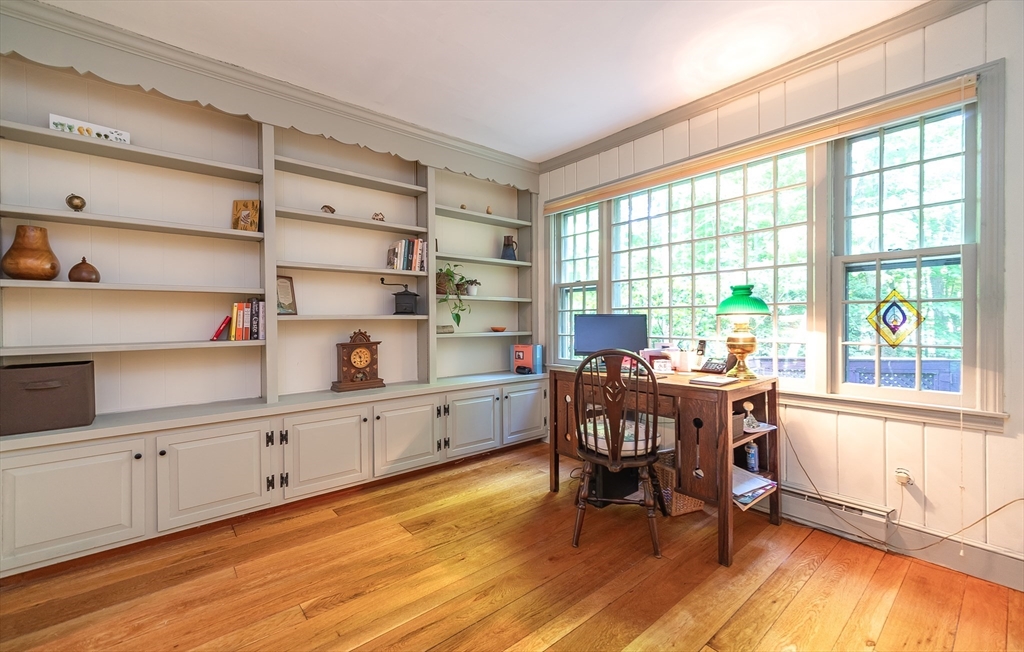 84 Greenwich Road East Longmeadow, MA 01028 - Photo 8 of 37