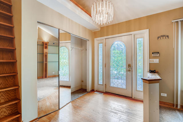 20665 North Weiland Road Lincolnshire, IL 60069 - Photo 4 of 42