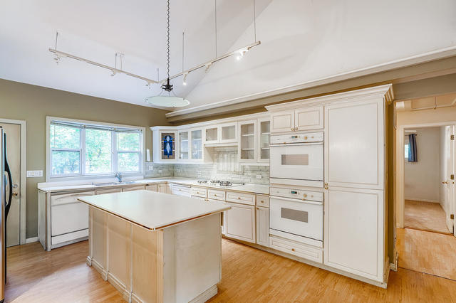 20665 North Weiland Road Lincolnshire, IL 60069 - Photo 7 of 42