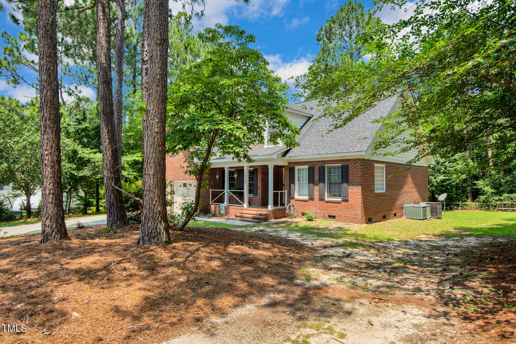 7832 Shuttle Rd(03 of 39)