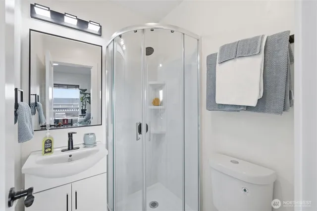 $485,000 | 5515 Hillvue Road, Blaine, WA 98230