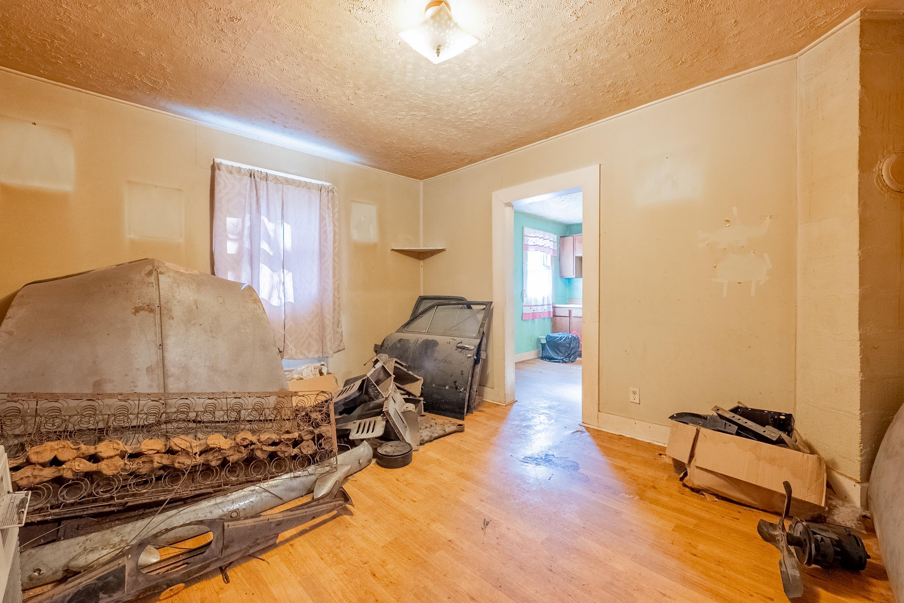3263 Lowmans Ferry Road Pulaski, VA 24301 - Photo 8 of 43 Gallery Image 8