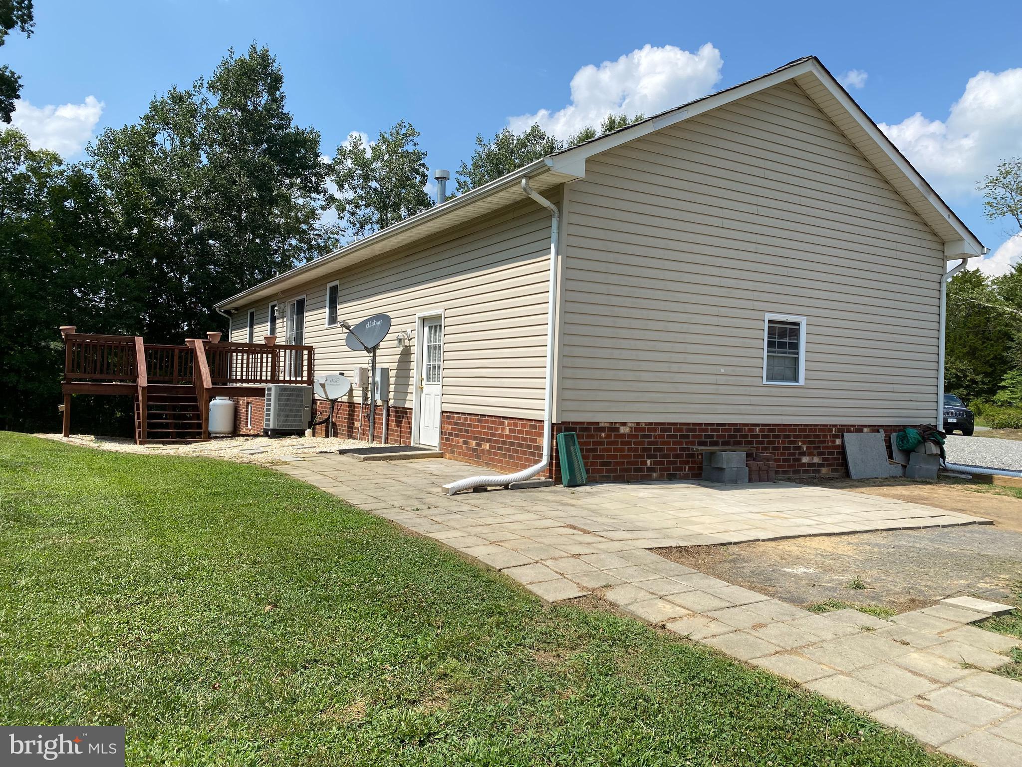 22218 File Road Bowling Green, VA 22427 - Photo 22 of 24 Gallery Image 22
