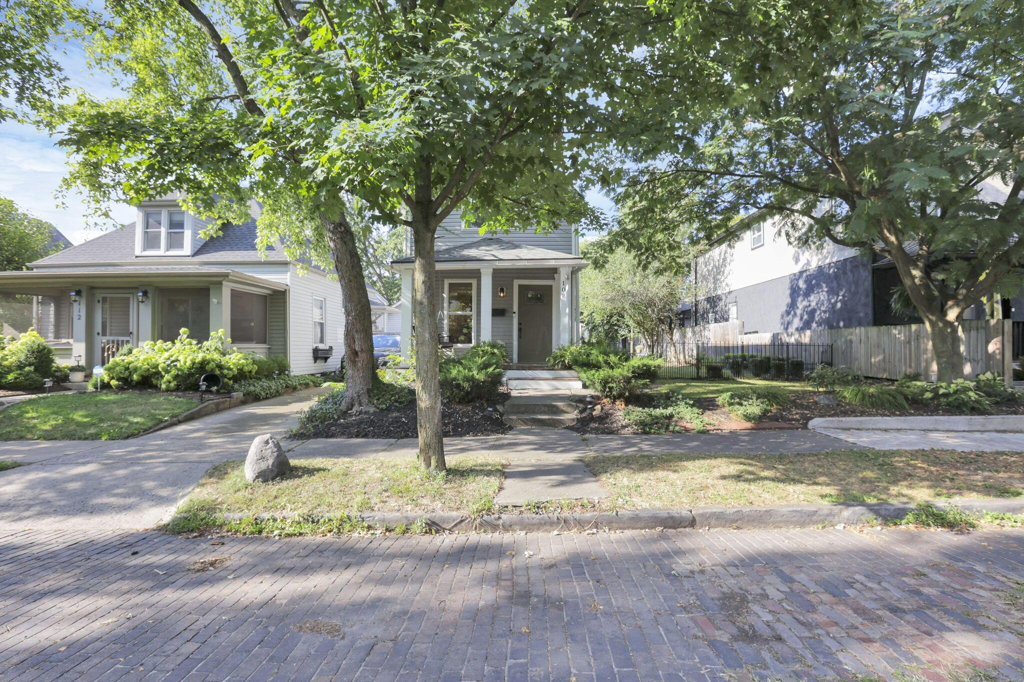 108 West Pacemont Road Columbus, OH 43202 - Photo 4 of 40 4-web-or-mls-0V3A8230