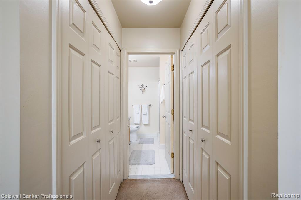 16982 Country Ridge Lane Macomb, MI 48044 - Photo 13 of 22 Gallery Image 13