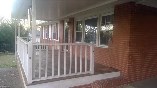 $260,000 | 3303 Frost Place, Greensboro, NC 27405