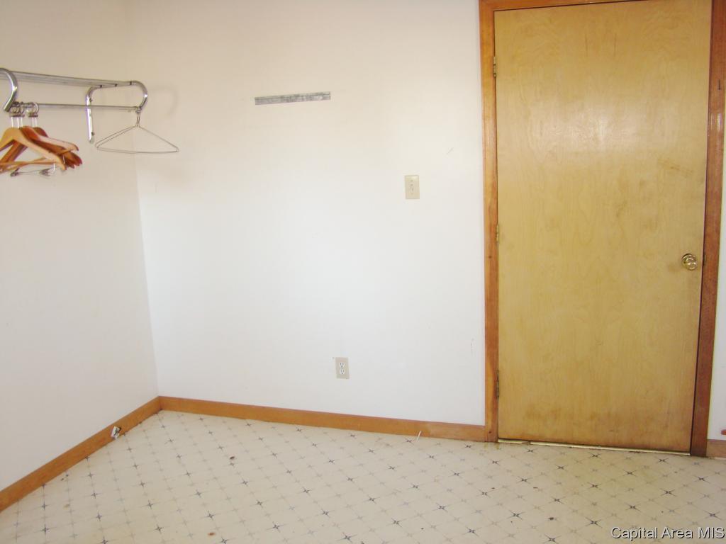 1305 East Monroe Street Springfield, IL 62703 - Photo 13 of 20