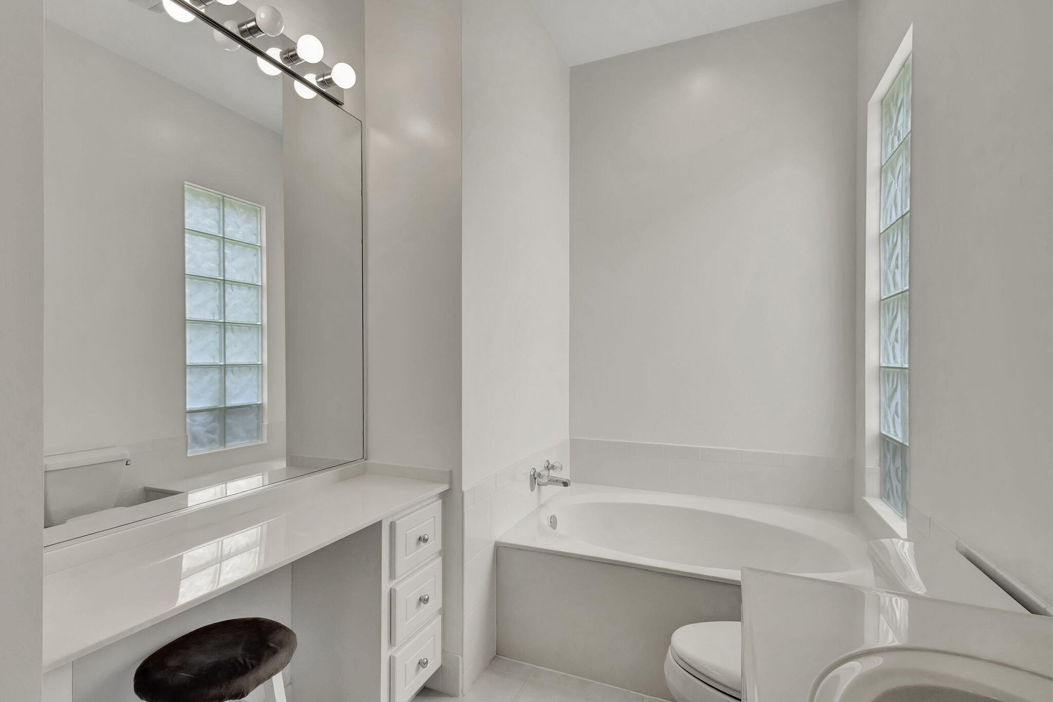 302 Aegean Road Palm Beach Gardens, FL 33410 - Photo 24 of 62 Vanity