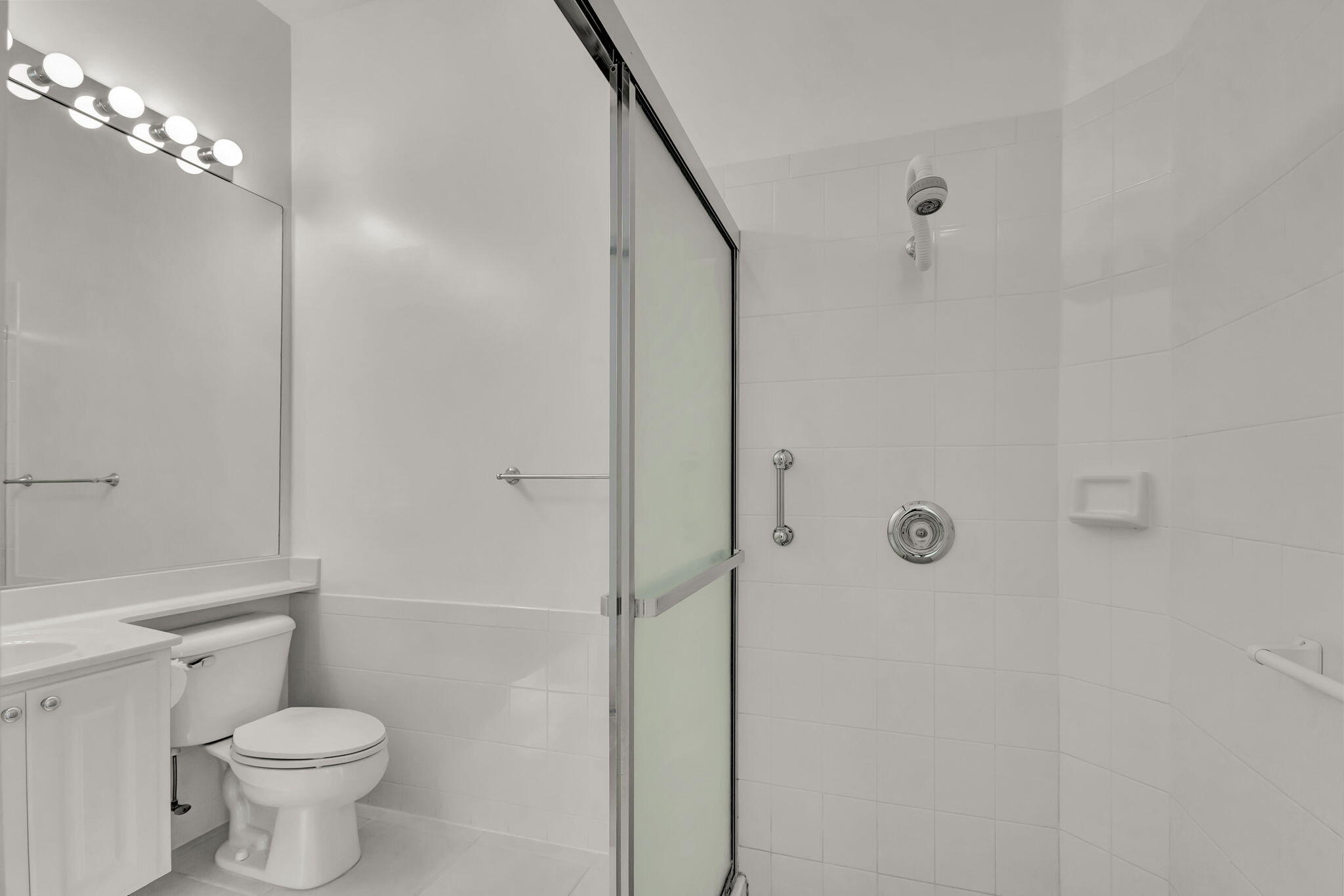 302 Aegean Road Palm Beach Gardens, FL 33410 - Photo 26 of 62 Shared Shower